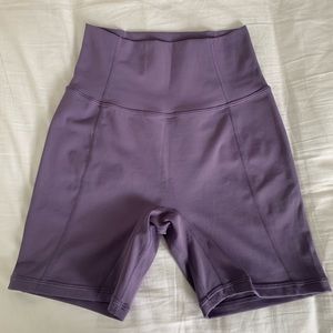 NWT Ptula Yvette Shorts Grape Medium